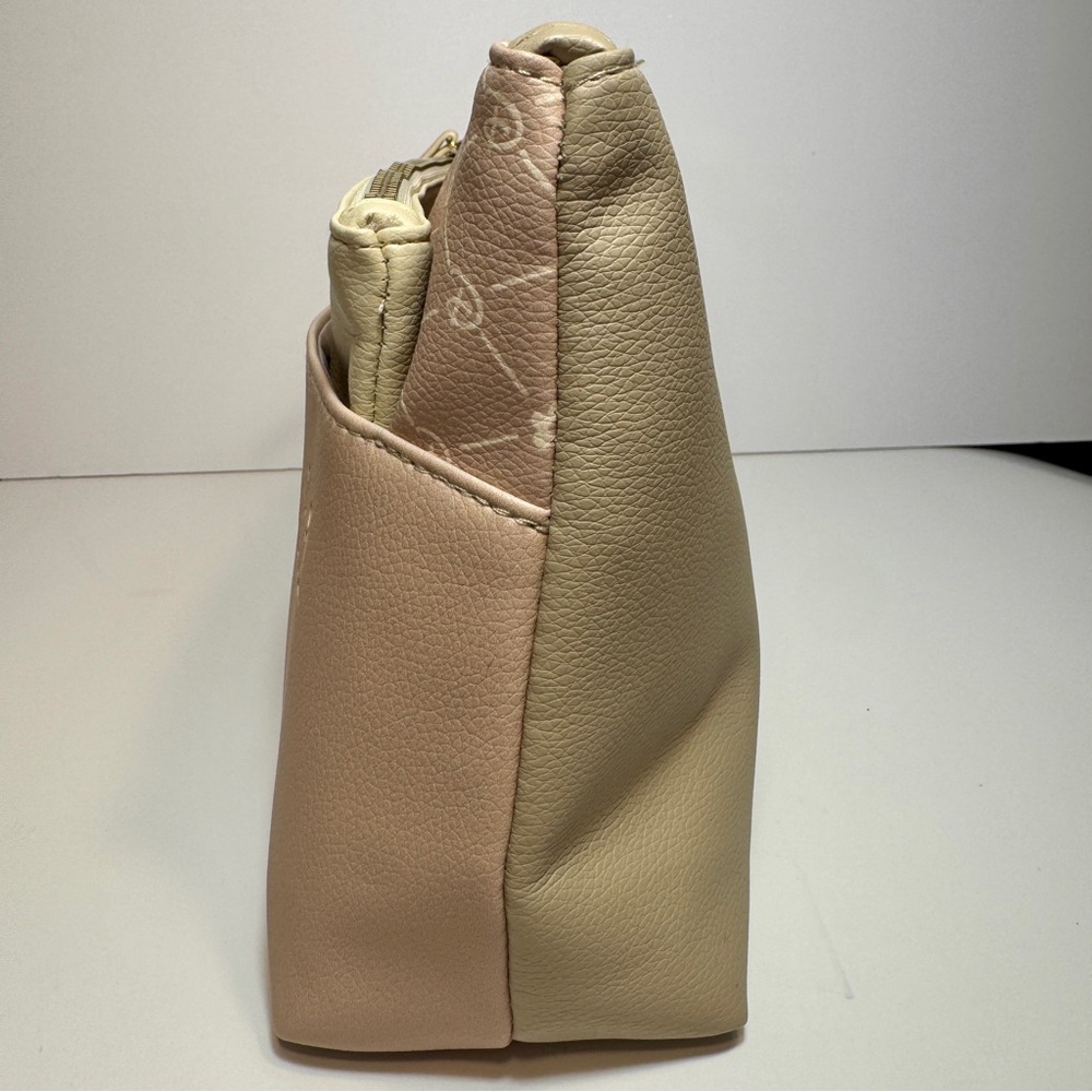 NWT. Disney's Bambi 2-in-1 Wash Bag Set by Primark. two-piece cosmetic bag set - Picture 7 of 14